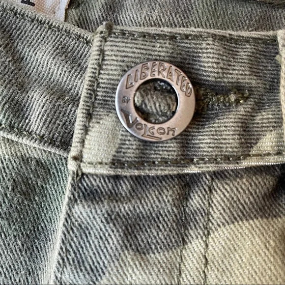 Volcom Sound Check shorts - Picture 4 of 9